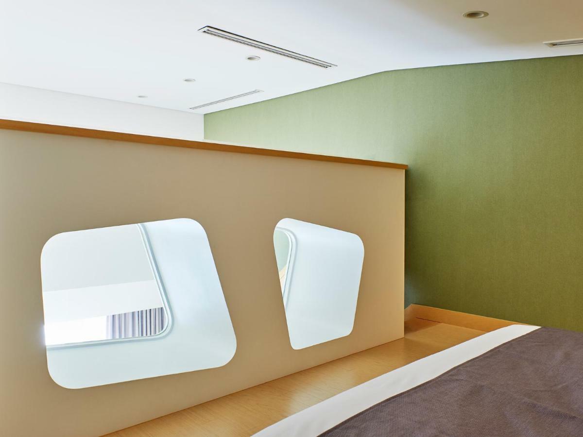 The Suites Hotel Naksan Yangyang Extérieur photo